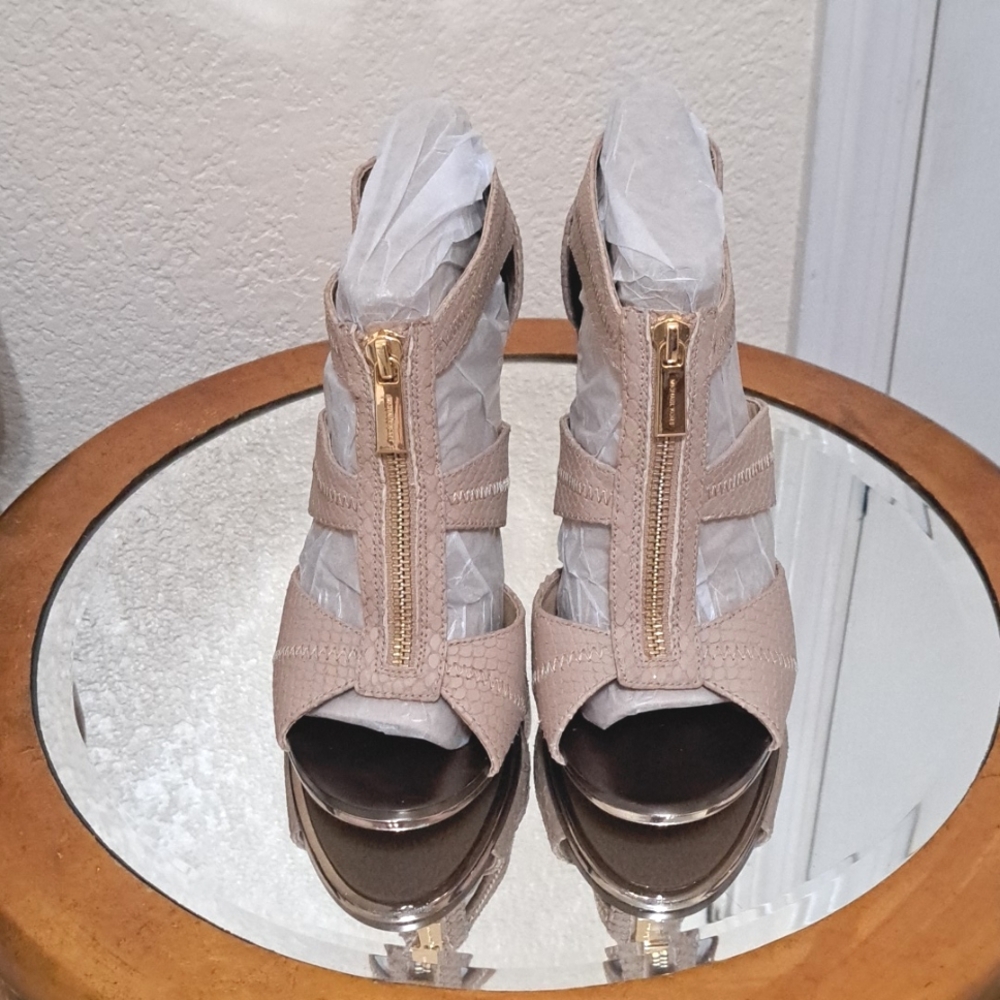 Michael Kors tan heels